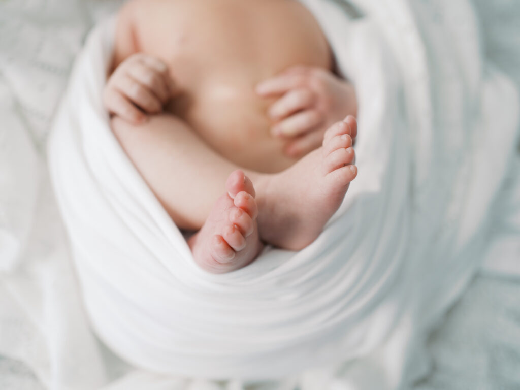 what to wear newborn session
