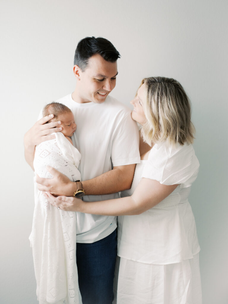 outfits for newborn sessions